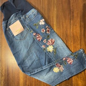 Vintage Violet Maternity SzM NWT skinny floral embroidered jeans